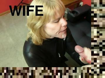 Wife Caught Cheating So I Hooked-up With This Milf That Gave Me A Blowjob Before I Creampied Her