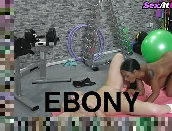 Ebony gym les pussylicked and fingered by ginger dyke