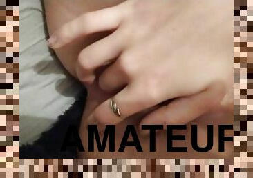 masturbation, chatte-pussy, amateur, serrée, mignonne, solo, humide, brunette