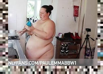 BBW NAKED HOUSECLEANING