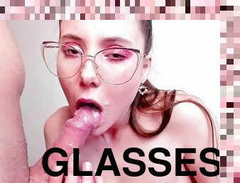 szemüveges, orgazmus, diáklány, amatőr, anális, szopás, első-alkalom, geci, segglyuk, kretén