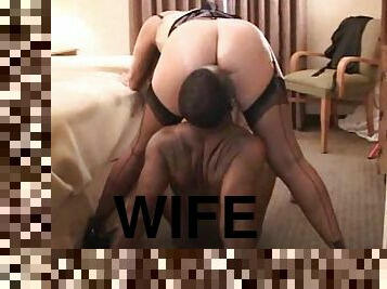 White wife cheats on hubby with black dick in hotel room