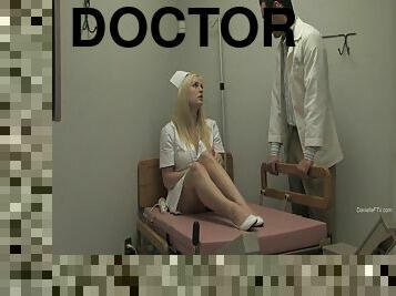 A very kinky blond is having an oral sex with her doctor