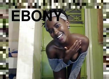 ebony teen spreading on cam