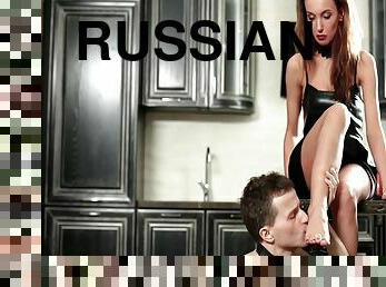 росіянка, бдсм, ступні, фетиш, жінка-домінантка