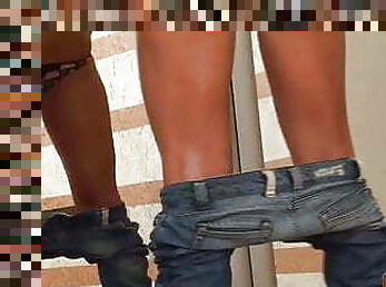 vieux, maigre, babes, ados, jupe-en-l’air, culotte, 18ans, serrée, plus-agée, jeans