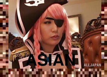 An Asian girl dressed as a pirate drains a guy's cock dry