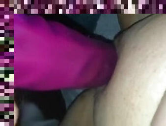 Meaty cunt gets some toying in hardcore homemade clip