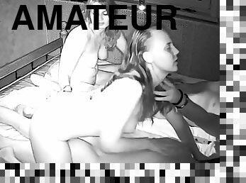 levrette, orgie, échangistes-et-libertins, amateur, ados, hardcore, maison, cam, couple, sexe-de-groupe