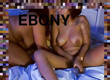 Ebony Lesbians Play In Bed