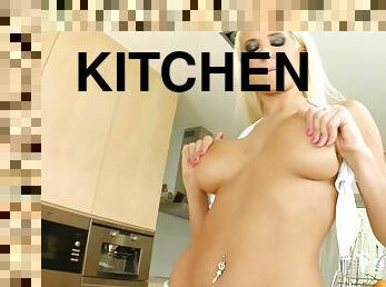 Gorgeous Samanta Plays With A Big Toy In The Kitchen