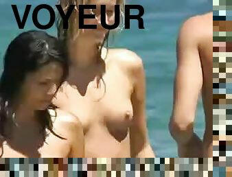 gros-nichons, en-plein-air, amateur, babes, cam, plage, voyeur, naturel, gros-seins, brunette