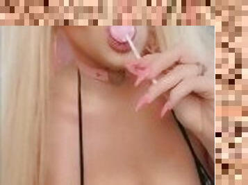 Slutty bimbo school girl oils big fake boobs and twerks her big butt implants