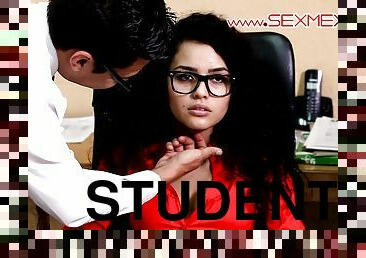 Curly student seduced her classmate to eat her pussy
