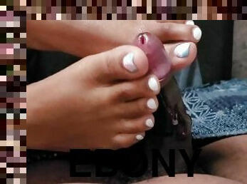 Please me baby *only fans @prettyfeet88