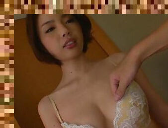 Foxy Japanese chick drops her bra and panties for a quickie