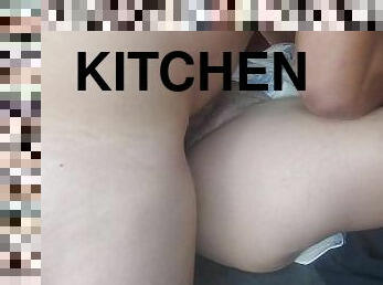 Quickie kitchen fuck