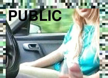 I really wanted to suck his cock and I decided to do public oral sex right in the car. Super cumshot