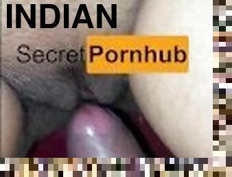 HOT Indian Girl Sex with Boyfriend in Oyo Room in Delhi