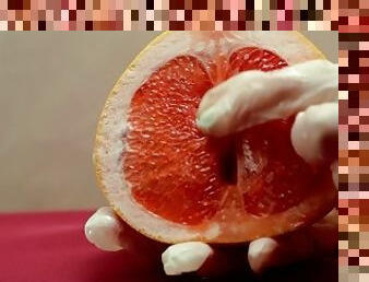 A sexy fruit that will help you relax
