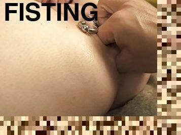 fisting, masturbation, chatte-pussy, giclée, amateur, anal, ejaculation-sur-le-corps, branlette, couple, percé