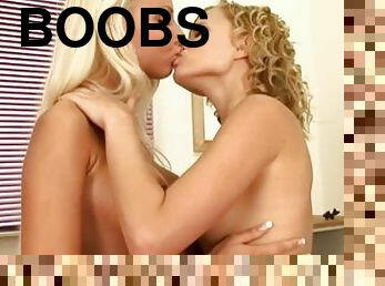 Two Hot Blondes Licking Pussies And Playing With A Sex Toy