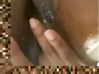 Phat ebony pussy in the shower…dripping wettt