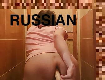Cd fucked ass dildo in the bathroom Russian Video