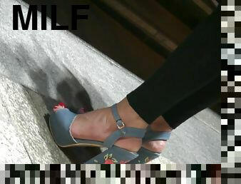 MILF, Hot Feet In High Heels