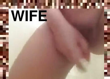 Wife playing with her self in the shower