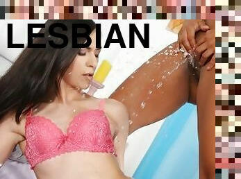 orgasm, pisandu-se, pasarica, lesbiana, jucarie, fetish, dus, cehoaica, bruneta