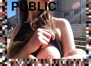 Public sex on the streets of Barcelona - DOLLSCULT