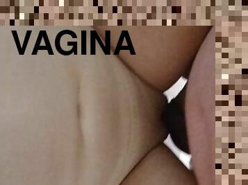 Una polla grande para follar una vagina estrecha big cock small pussy wet pussy coño húmedo