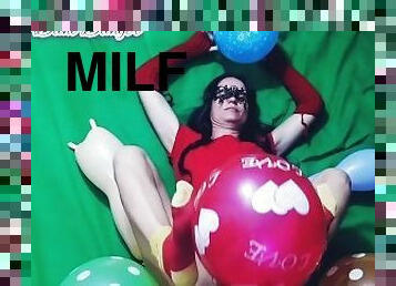 Hot Milf Uses Balloon To Make Big Hard Cock!!
