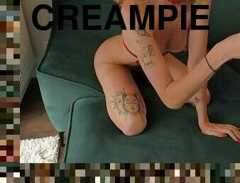 fucking my girlfriend on the sofa making her cum so bad CREAMPIE