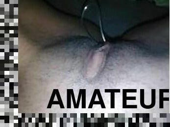 Cachonda viendo mi primera escena porno amateur