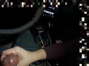 Quickie handjob in a dark parking lot