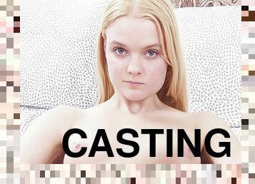 rusoaica, slabanoaga, adolescenta, auditie-casting, blonda, solo, virgina, tate-mici