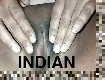 Indian Aunty Pussy Show