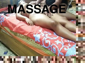 Today Exclusive- Sexy Bhabi Body Massage