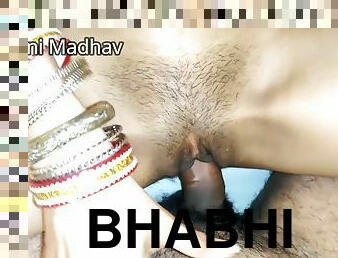 Desi Bhabhi - Friends Heroine-like Sister Fiercely Fucking - Hindi Sexy Audio Video