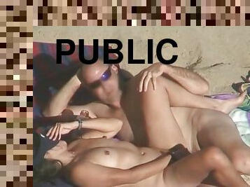 Public sex on the beach