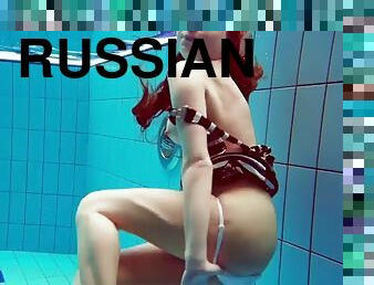 Hot underwater Russian babe Nina Mohnatka
