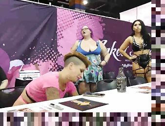 exxxotica 2018 chicago porn babes n freaks gone wild