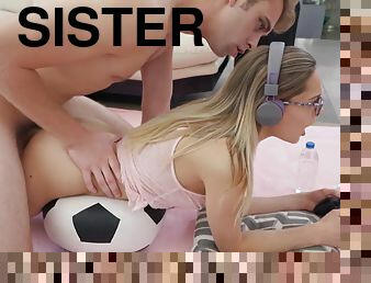 Sex With Geek Gamer Stepsister