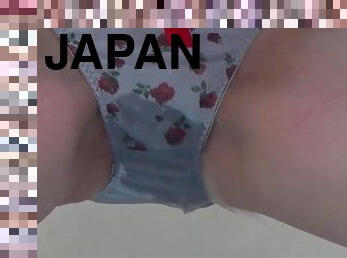 fetish japanese babe pees