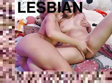 Dutch Lesbian Cam Show - Amateurs