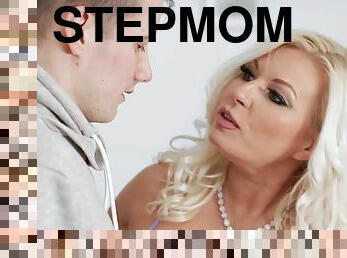 Hot Stepmom Michelle Thorne Fixing Her Daughter's Boyfriend