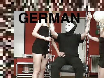 German Userdate - Guy meet 2 amateur teens for homemade threesome ffm
