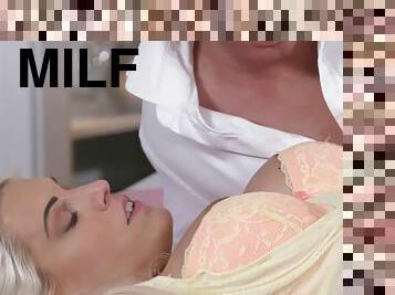 Superb MILF Blanche Bradburry hot porn video
